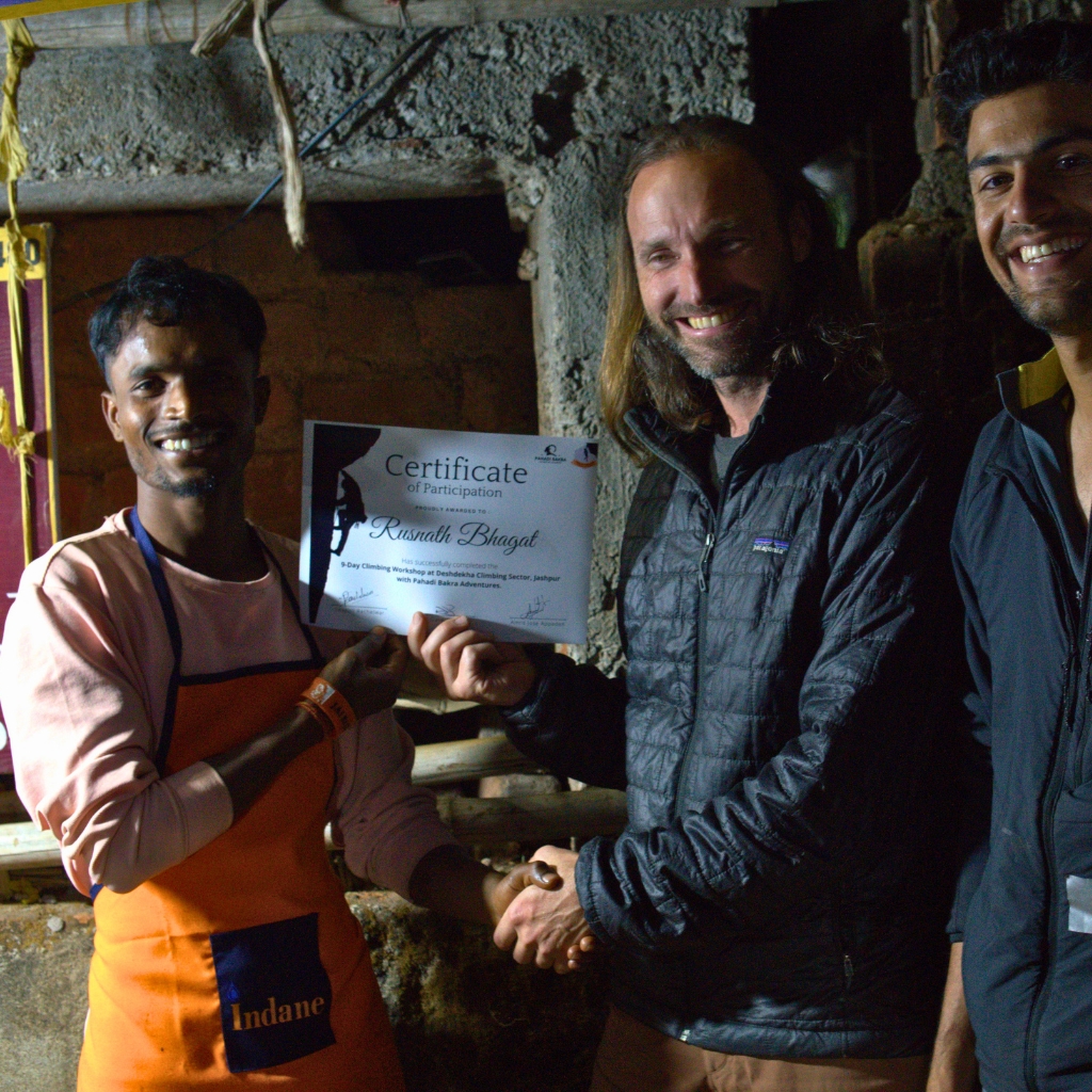 pahadi_bakra_field_work_government_collaboration_tribal_team (7)