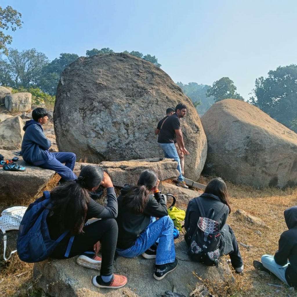 pahadi_bakra_field_work_government_collaboration_tribal_team (9)